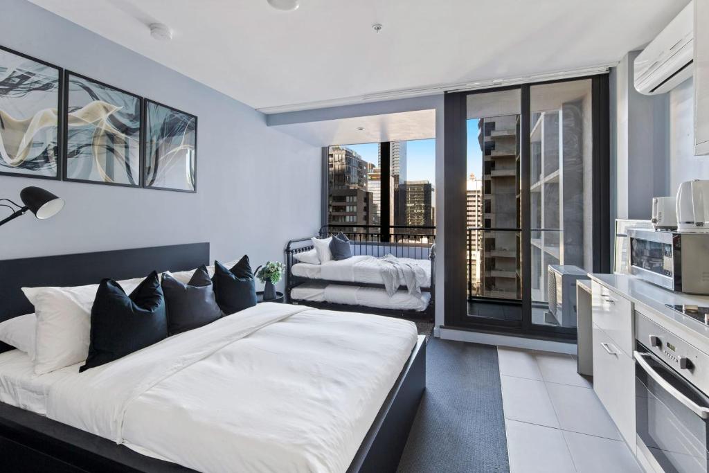 A Cozy & Stylish Studio Next to Southern Cross, Melbourne (updated