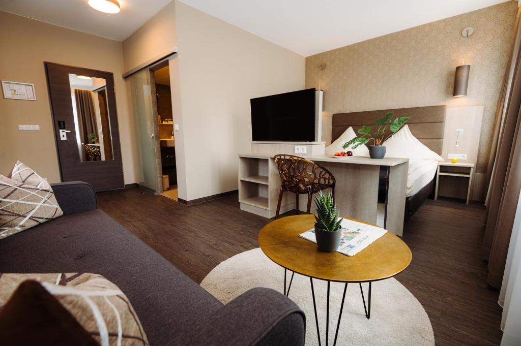 Hotel Säntis - Resim 11