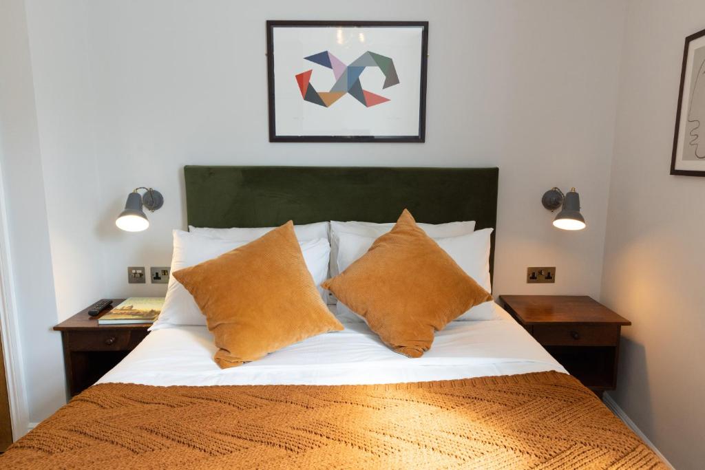 THE KNIGHT OF NOTTINGHILL - Resim 32