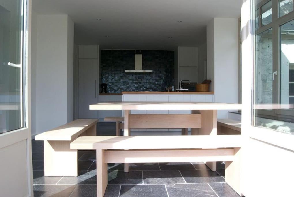 Fotografie z fotogalerie ubytování Le Chaperon Villa v destinaci Tellin