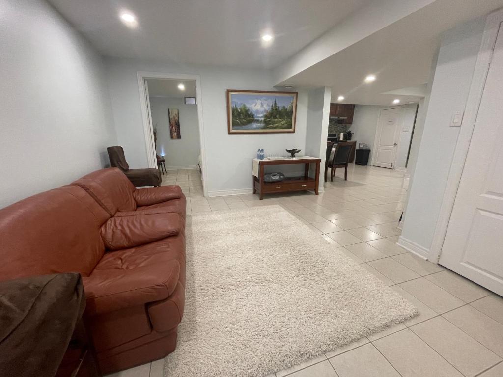 Separated Entry Basement Entire Unit, Richmond Hill (updated prices 2024)