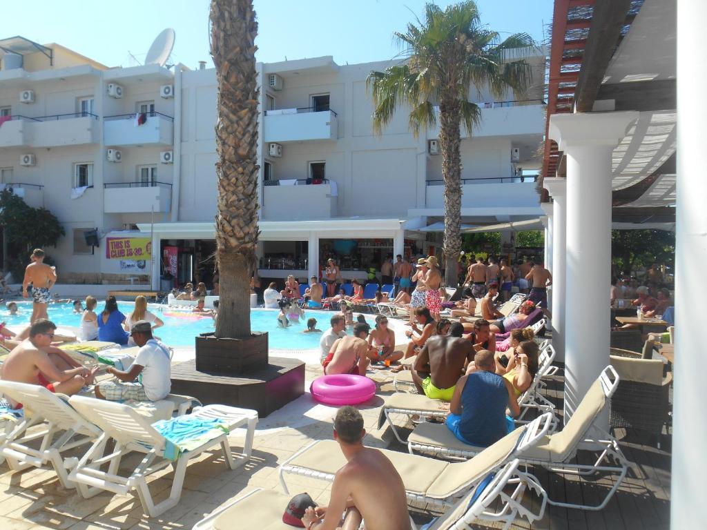 Hosté ubytování Quayside Village Hotel
