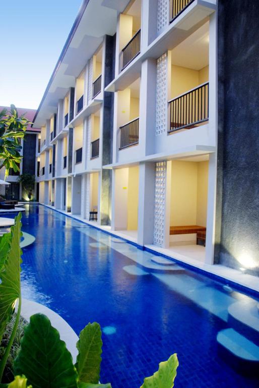 Bazén v ubytování Grand Barong Resort nebo v jeho okolí