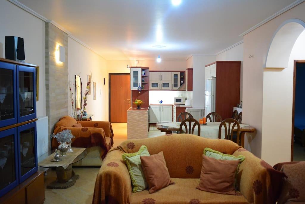 Seafront modern apartment! - Image 4