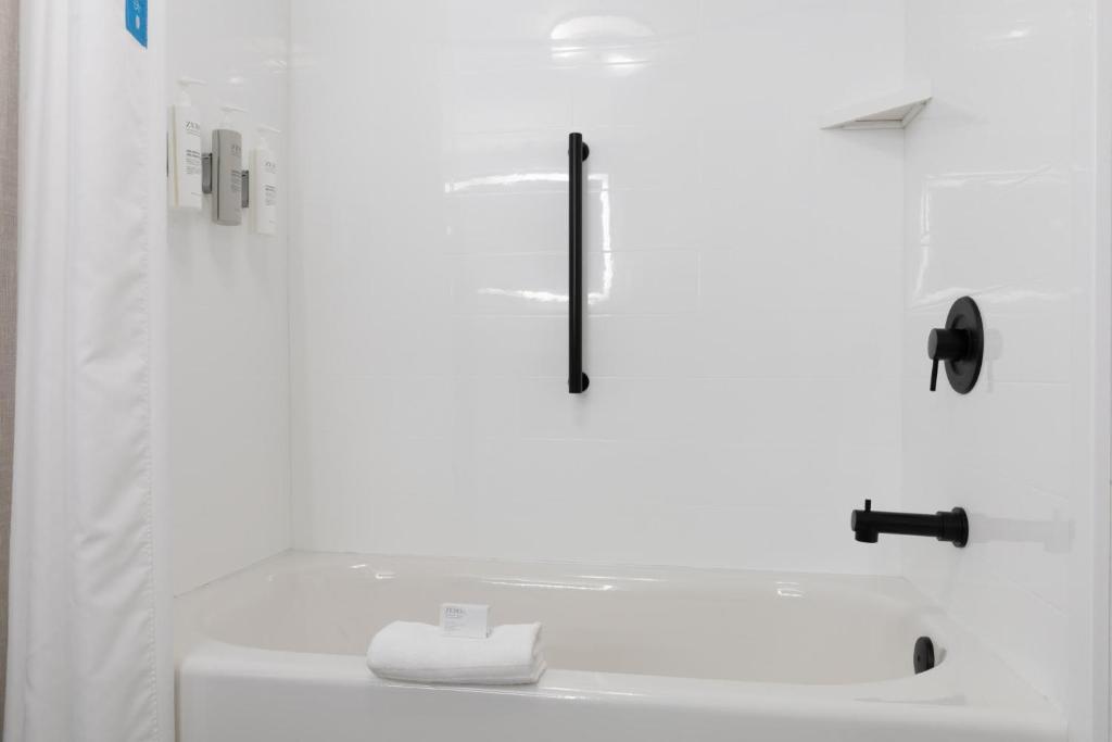 Hampton Inn & Suites Greenville-Downtown-Riverplace - 