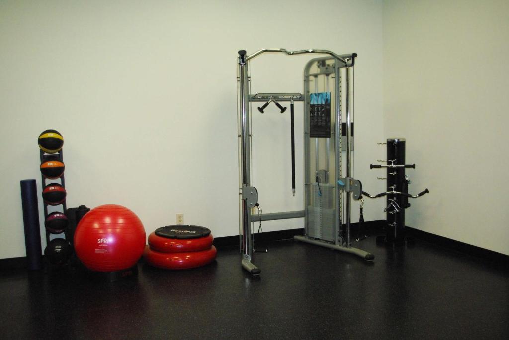 Fitness centrum a/nebo fitness zařízení v ubytování DoubleTree by Hilton Hotel Flagstaff