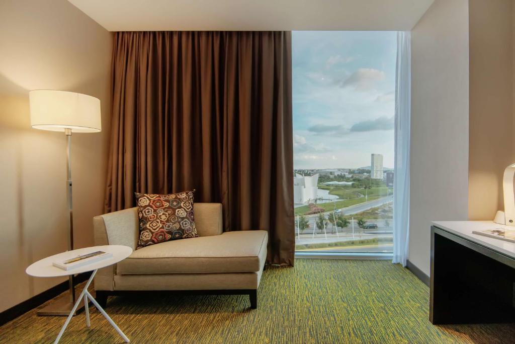 Hilton Garden Inn Puebla Angelopolis - Salle De Roi