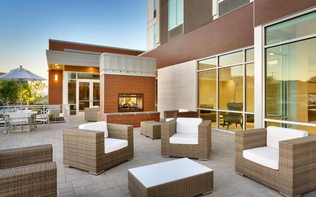 Posezení v ubytování Hilton Garden Inn Lehi