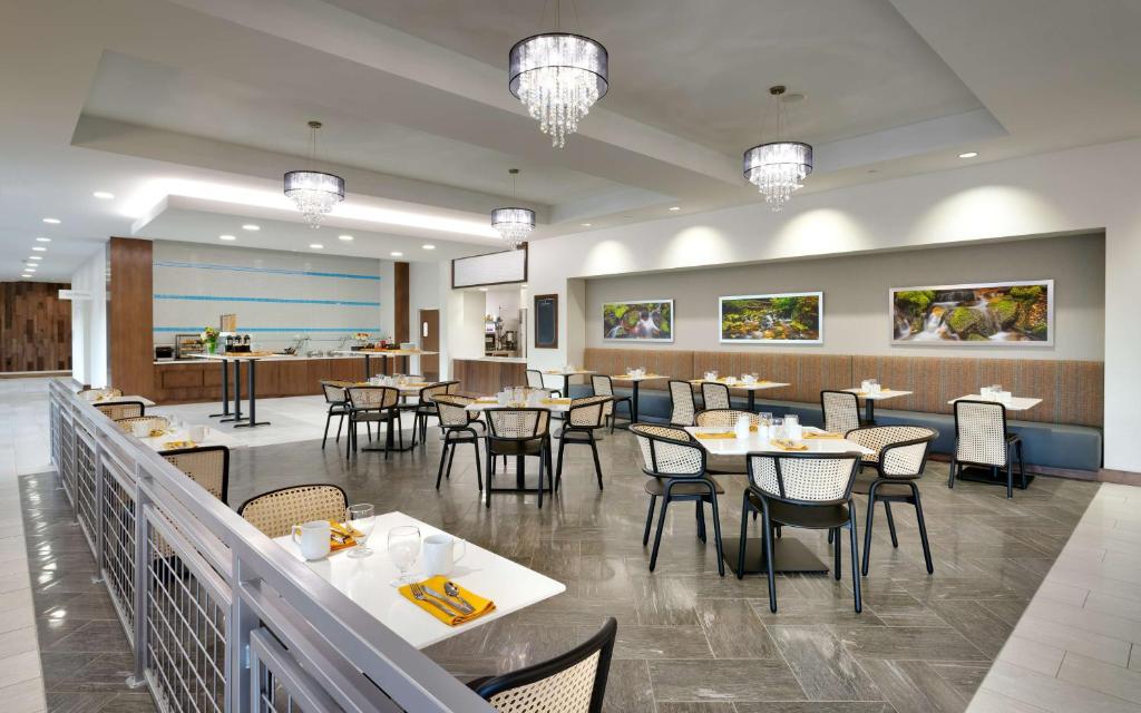 Restaurace v ubytování Hilton Garden Inn Lehi