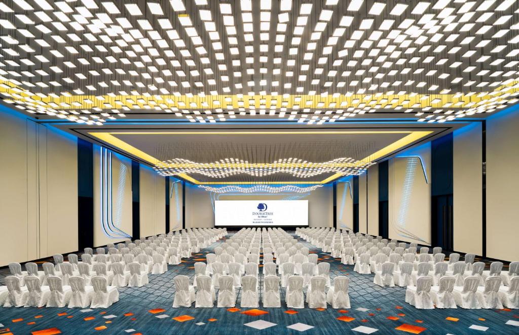 Konferenční prostory v ubytování Doubletree by Hilton Foshan Nanhai-Free Canton Fair Shuttle Bus