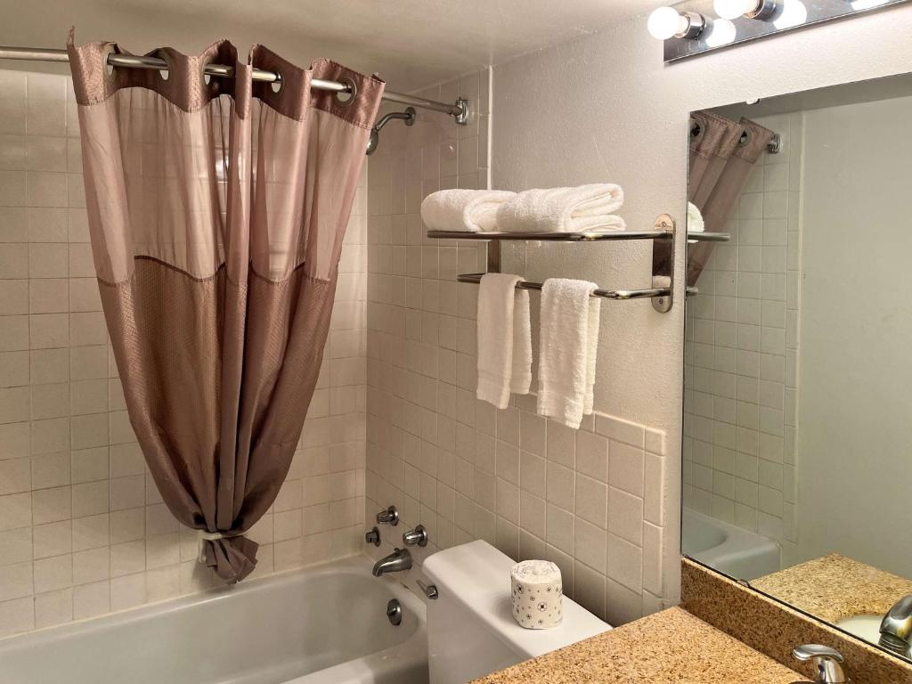 Studio 6 Suites Clarion, PA - Quadruple Room - Não Fumante