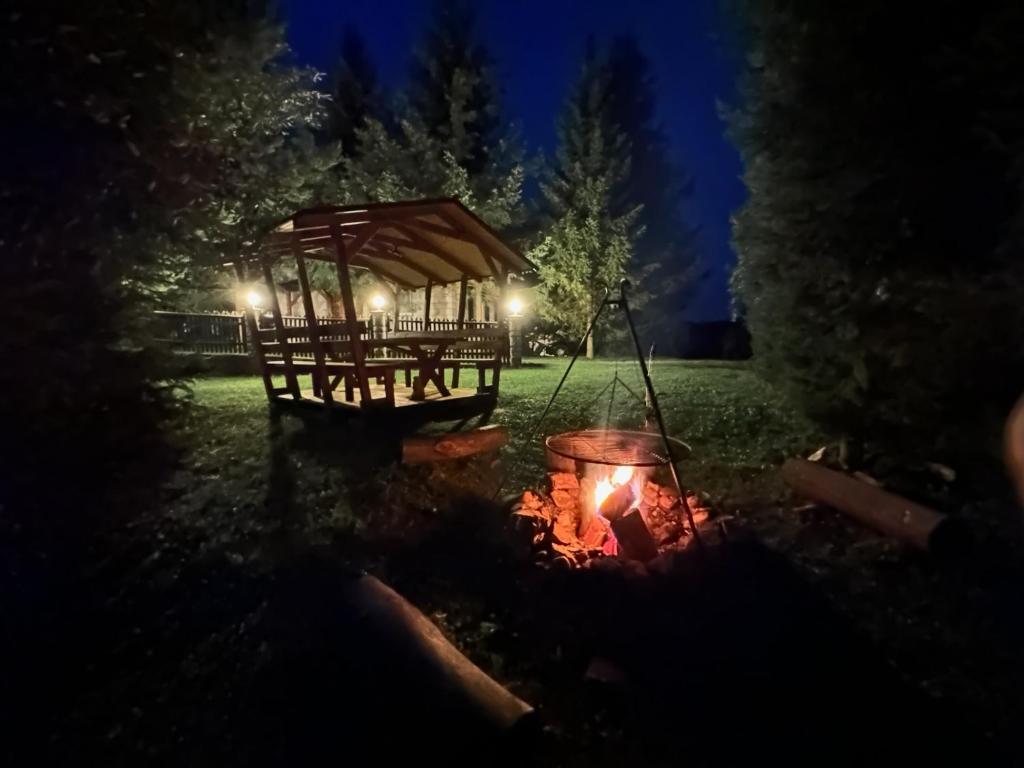 Fotografia z galérie ubytovania Urocza chata z sauną w bieszczadzkim Parku Krajobrazowym v destinácii Bukowiec