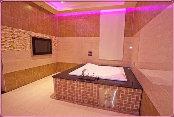 Fotografie z fotogalerie ubytování Wei Feng Hotel - Kaohsiung v destinaci Liugui