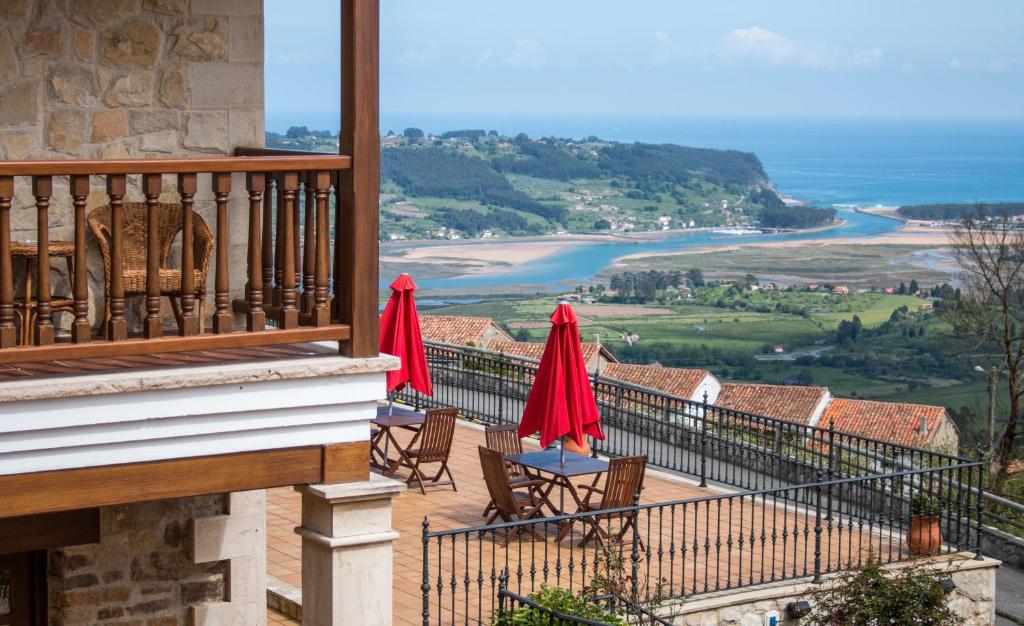 Gallery image of Hotel Mirador de Moriyón in Miravalles