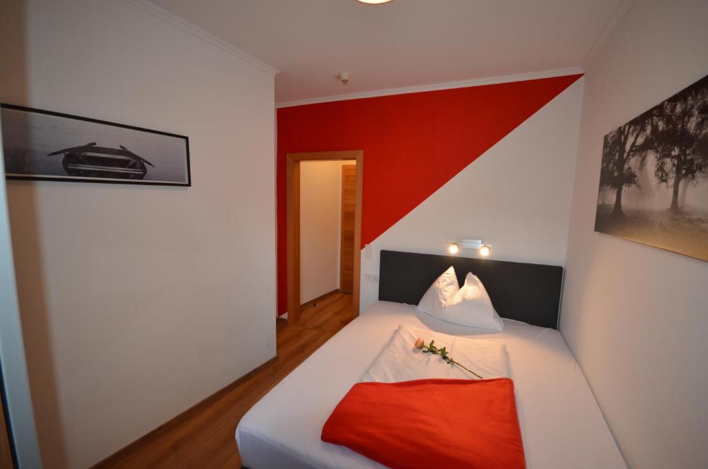 Voodi või voodid majutusasutuse Hotel Traube toas