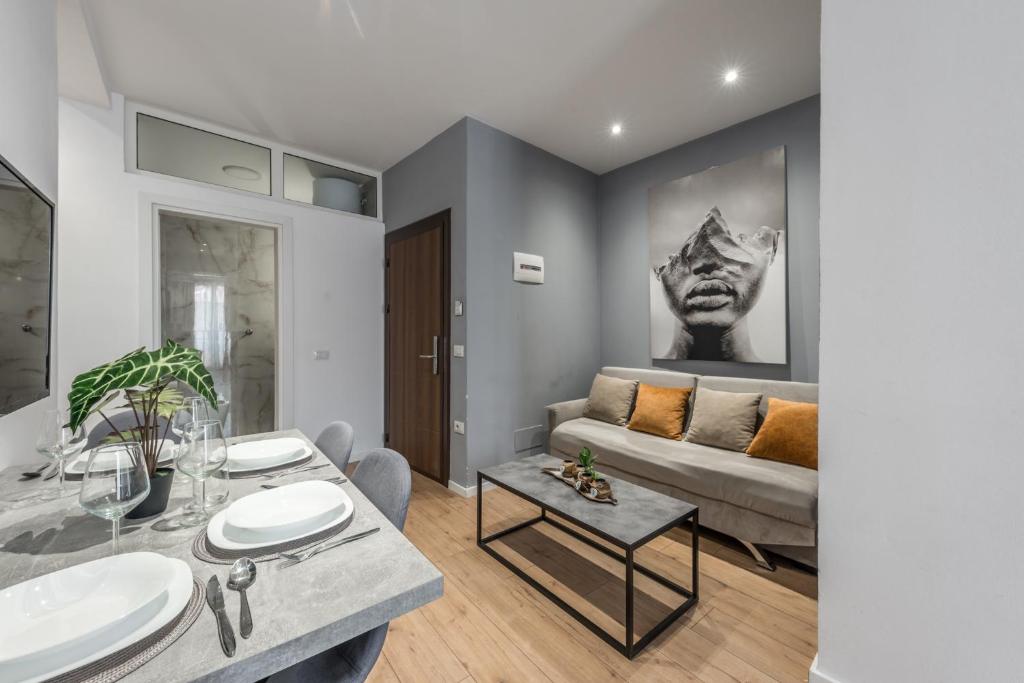 Brand New Comfy Apartment located in city center - Image 3