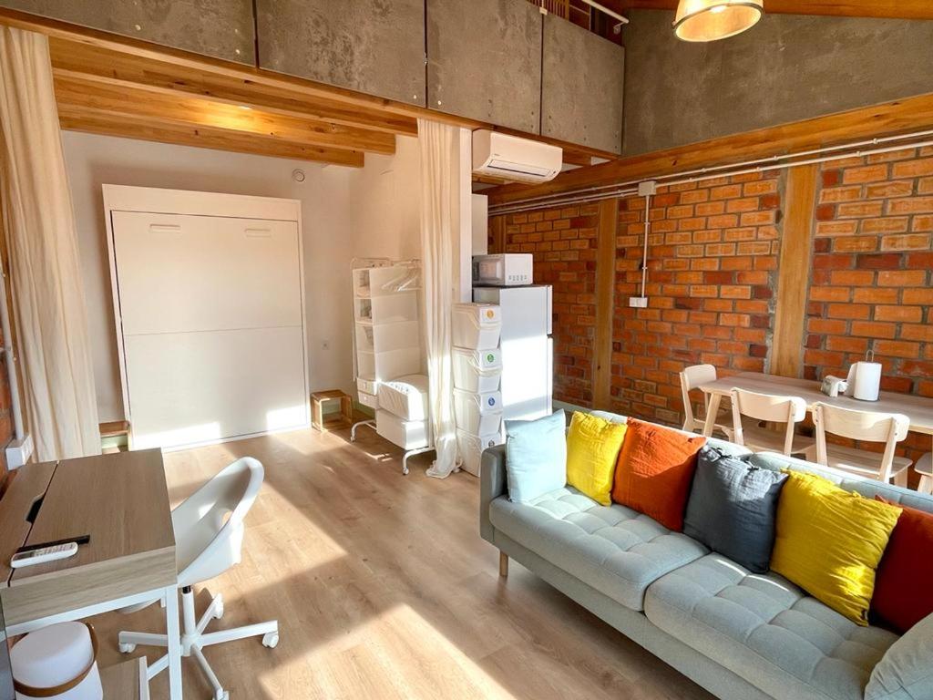 Afbeelding uit fotogalerij van Edificio Amalia Rosina 4ºA in Ourense