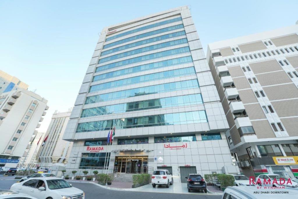 Ramada Downtown Abu Dhabi - Resim 8