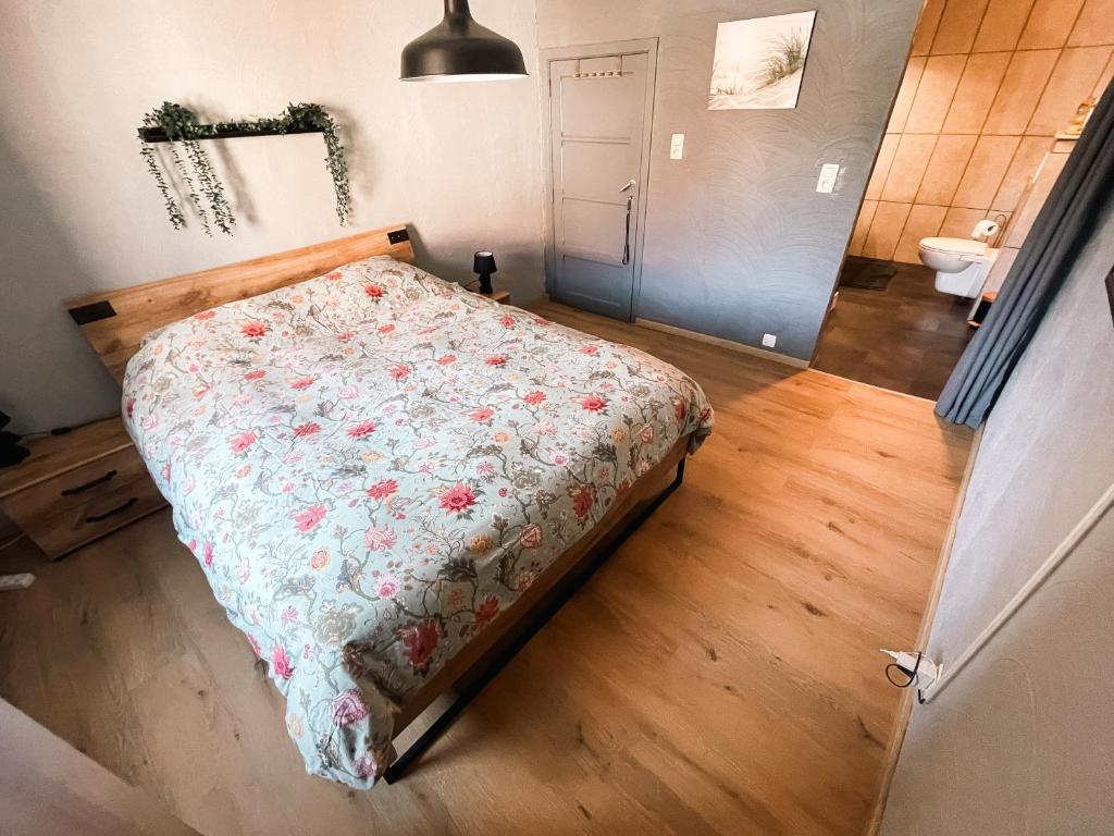 Postel nebo postele na pokoji v ubytování Le petit Broux