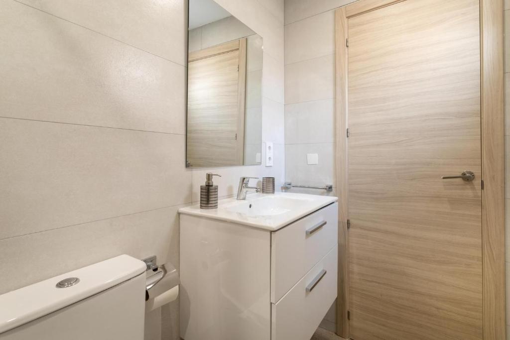Koupelna v ubytování Bel appartement rustique au cœur d'Alicante