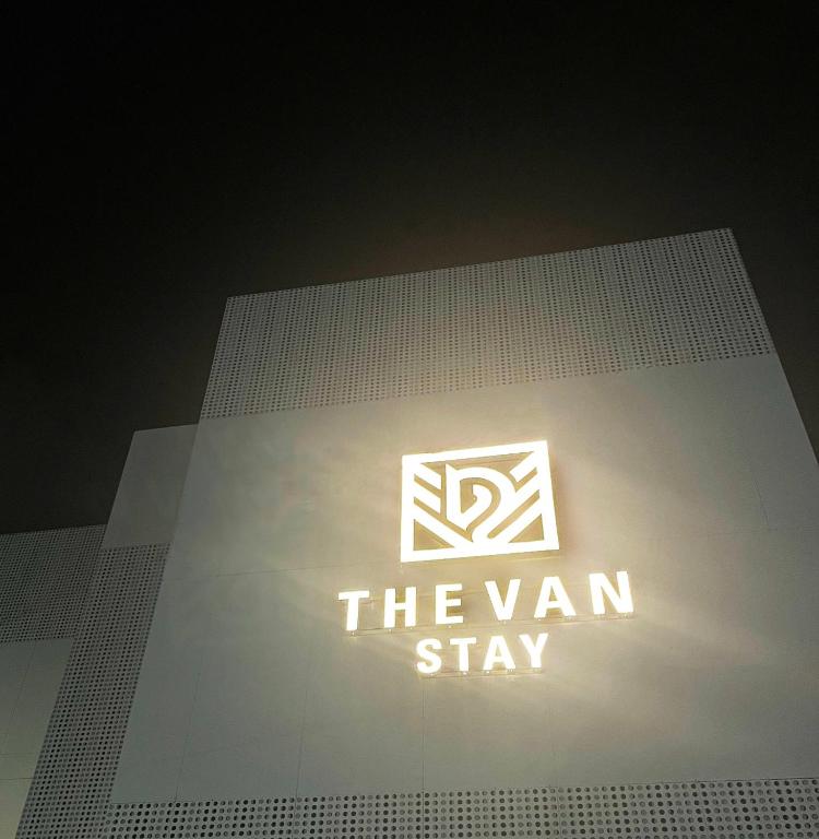 The Van Stay - отзывы и видео