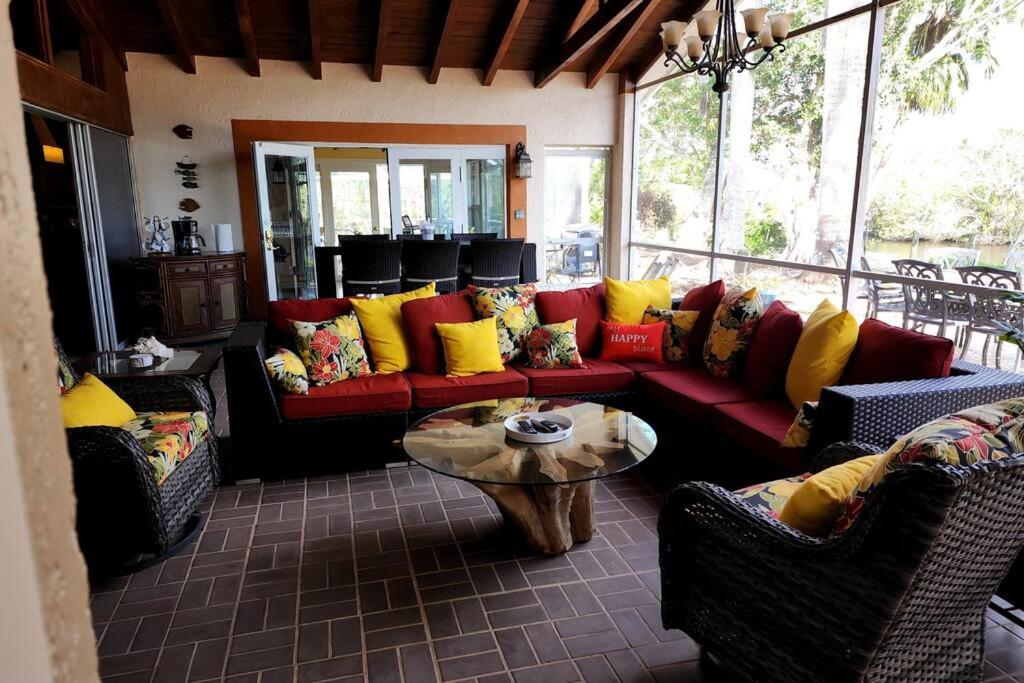 Bridge Escape, North Fort Myers (updated prices 2024)