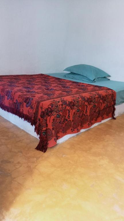 Perwita Homestay - Tweepersoonskamer Met Uitzicht Op De Tuin