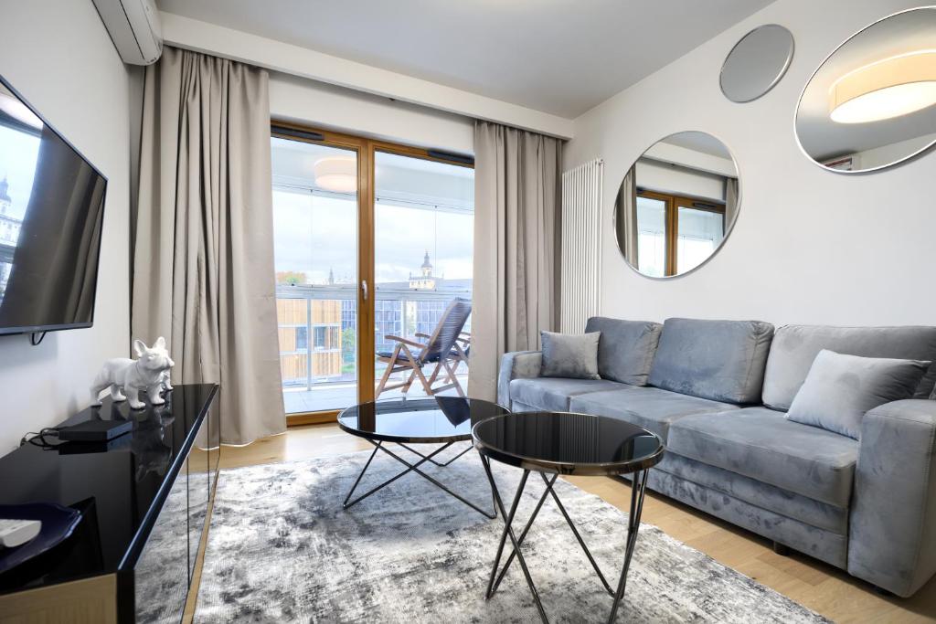 About Art Apartments - Deluxe Apartment