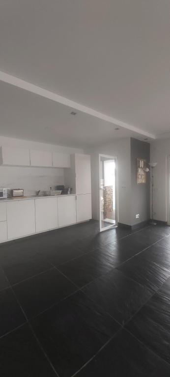 Gallery image of Zambujeiraseahouse - 100m da praia in Zambujeira do Mar