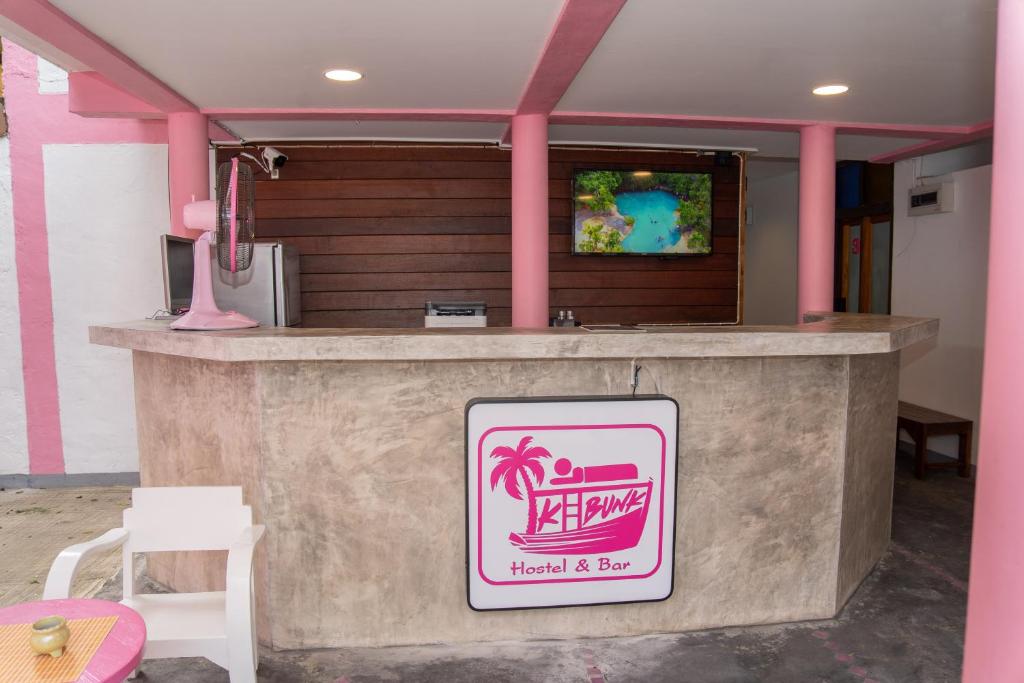 Certifikát, hodnocení, plakát nebo jiný dokument vystavený v ubytování K-Bunk Hostel Pai Walking Street