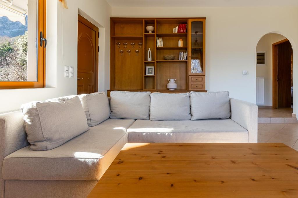 Posezení v ubytování orminia house upper level