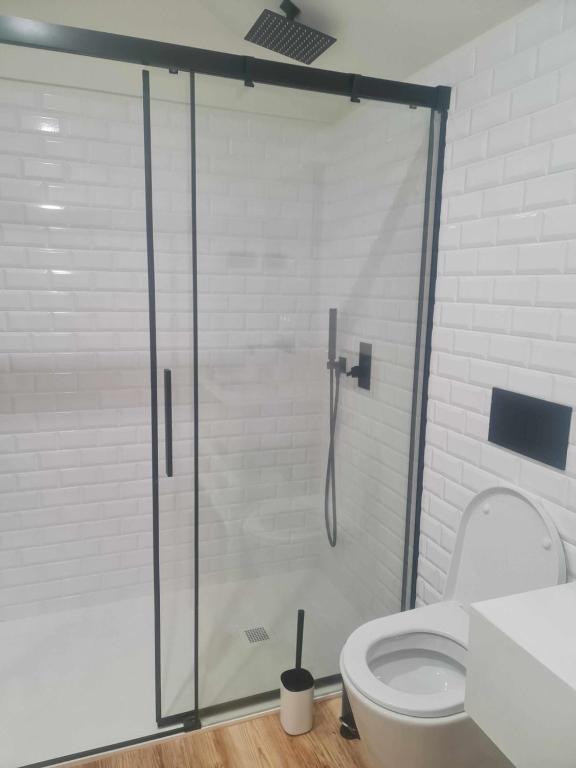 Um banheiro em Ermo Loft - Casas do Ermo
