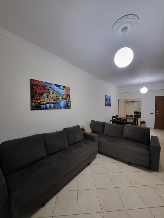 Sea View Apartment 65 - Image 9