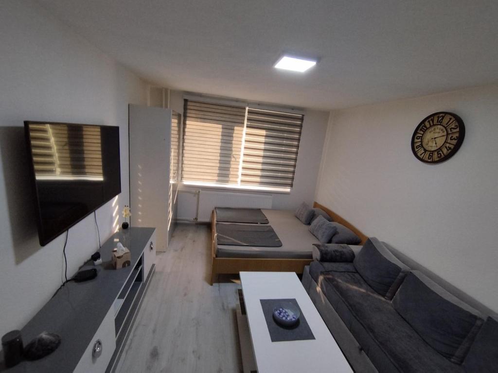 Apartment Emina - Housity