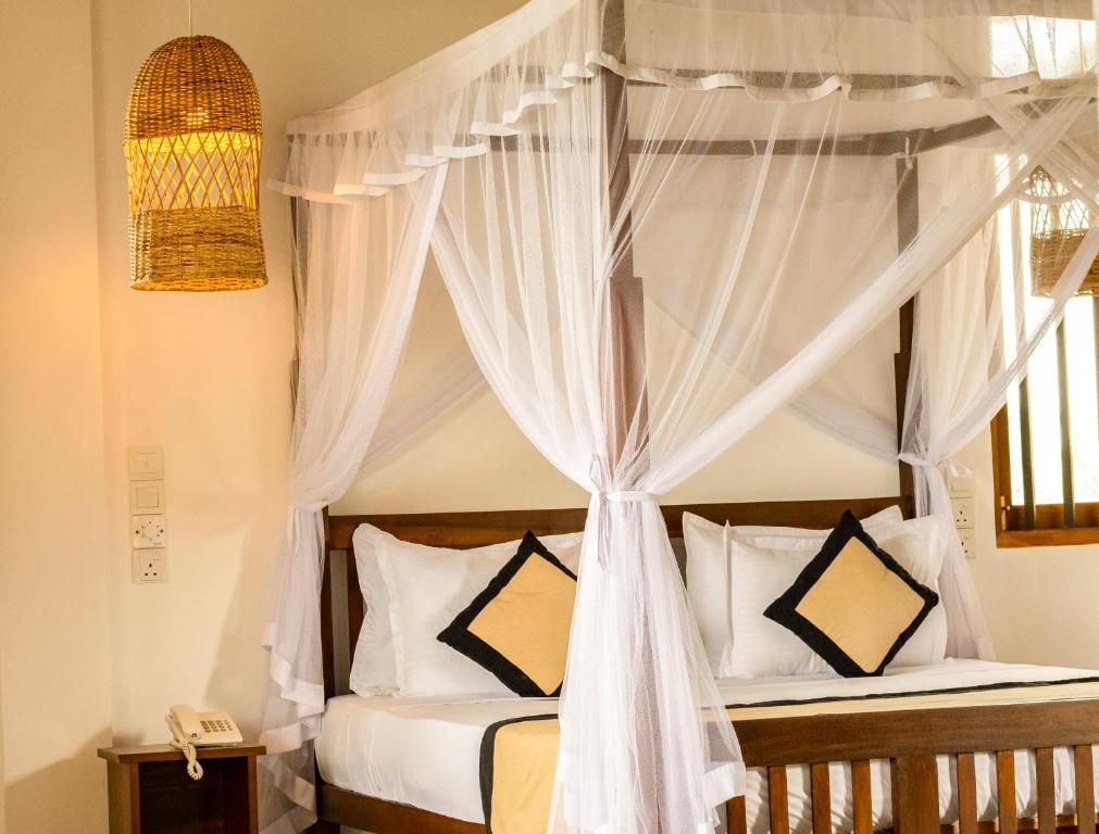 Serenity Boutique - Unawatuna - 8