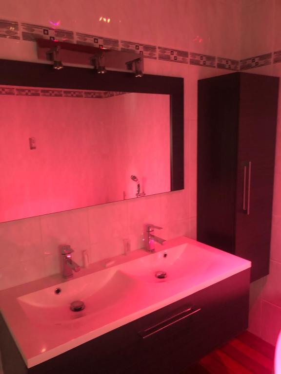Koupelna v ubytování Chambre d'hôtes le Vivaldi