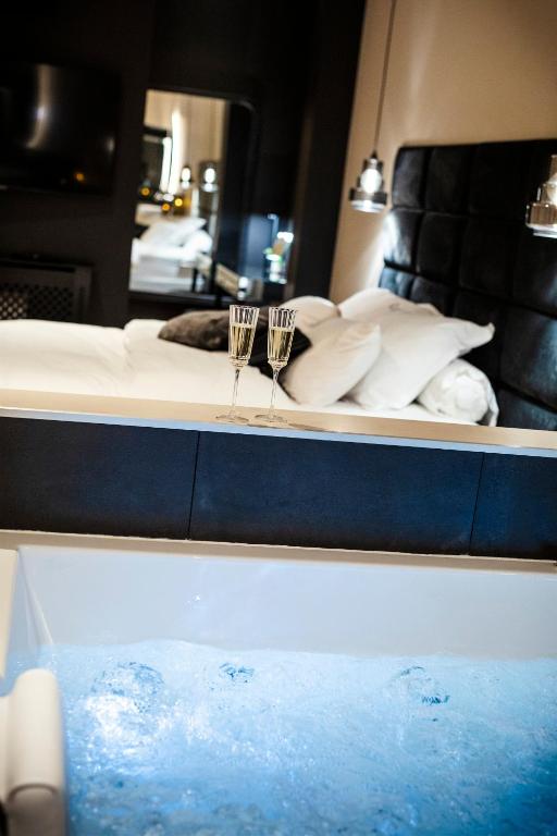 Fotografia z galérie ubytovania Hédoné Suite de luxe et Spa privatif v destinácii Nancy