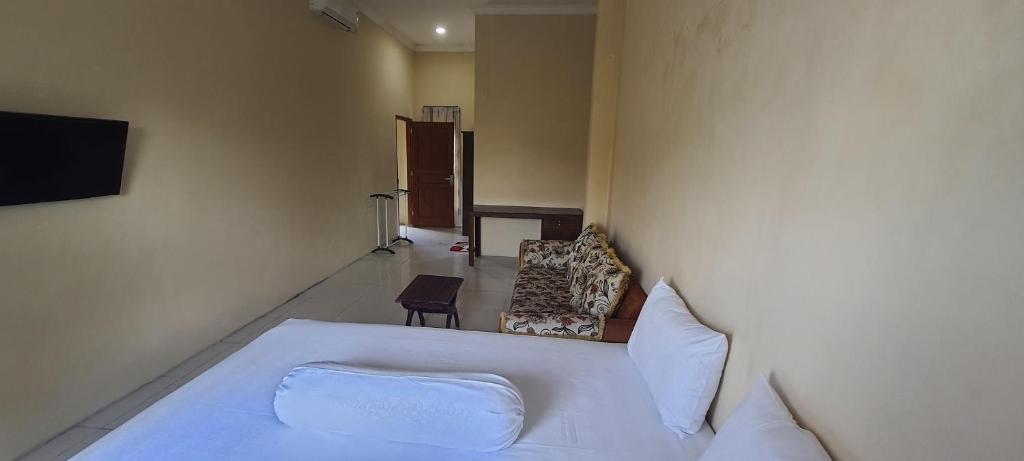 TV a/nebo společenská místnost v ubytování Solo Nadamax City Guest House Syariah