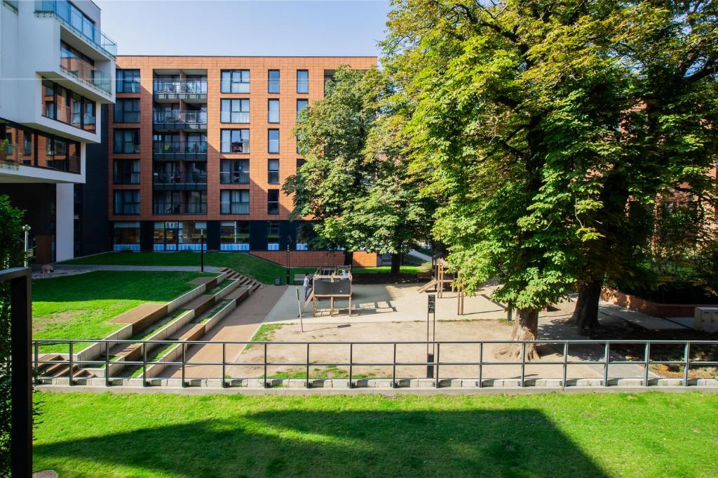Vonkajšia záhrada v ubytovaní M&J Apartments - Garden Gates