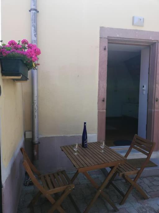 Patio nebo venkovní prostory v ubytování Cosy duplex indépendant