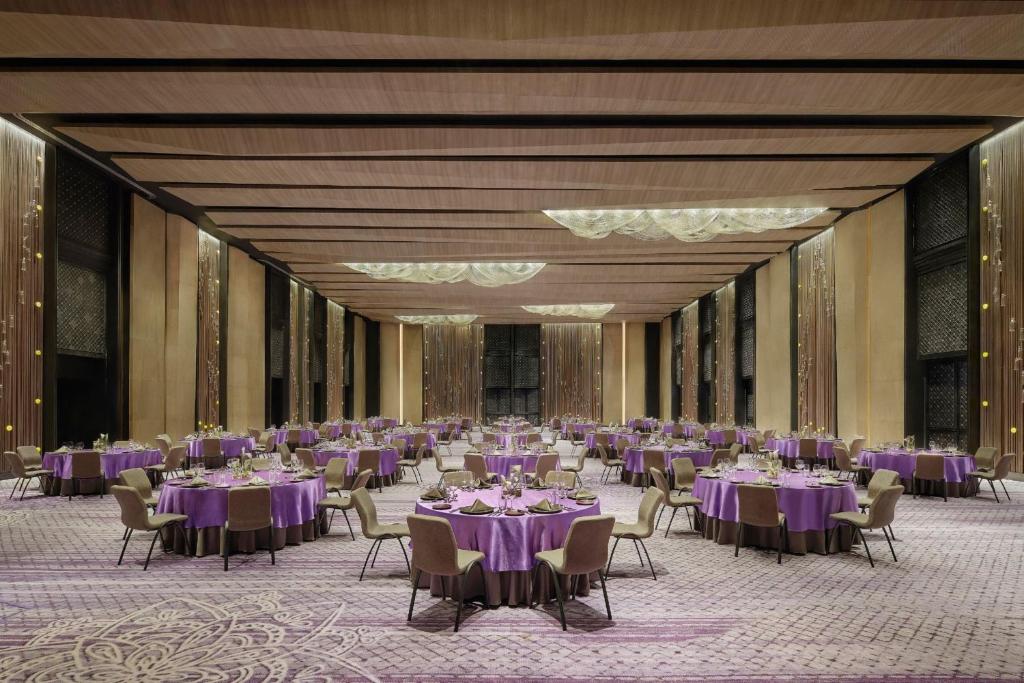 Restaurace v ubytování Renaissance Bali Nusa Dua Resort