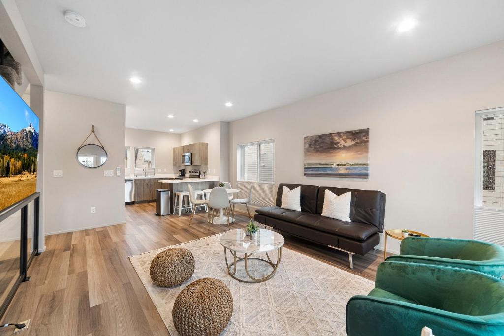 Brand New Fully Updated Condo 906 in Anacortes, Anacortes (updated