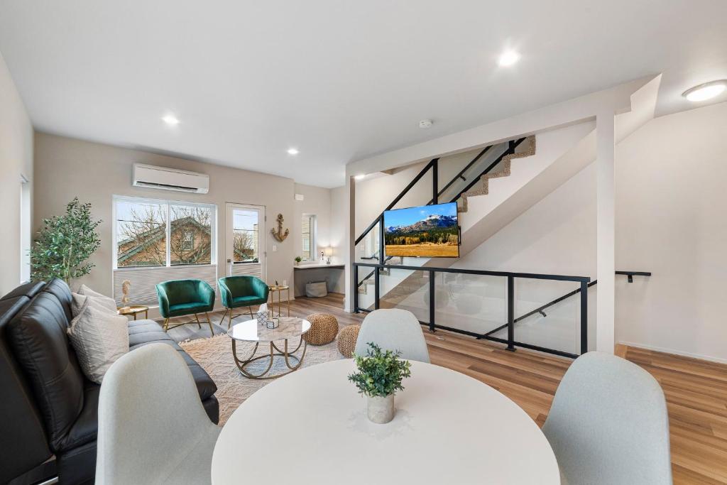 Brand New Fully Updated Condo 914 in Anacortes, Anacortes (updated