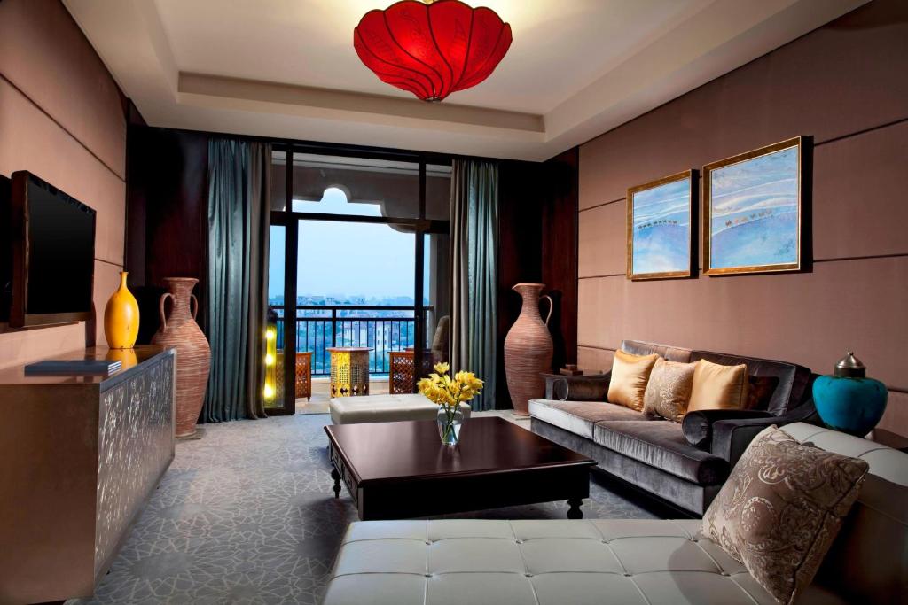 Posezení v ubytování Sheraton Qingyuan Lion Lake Resort
