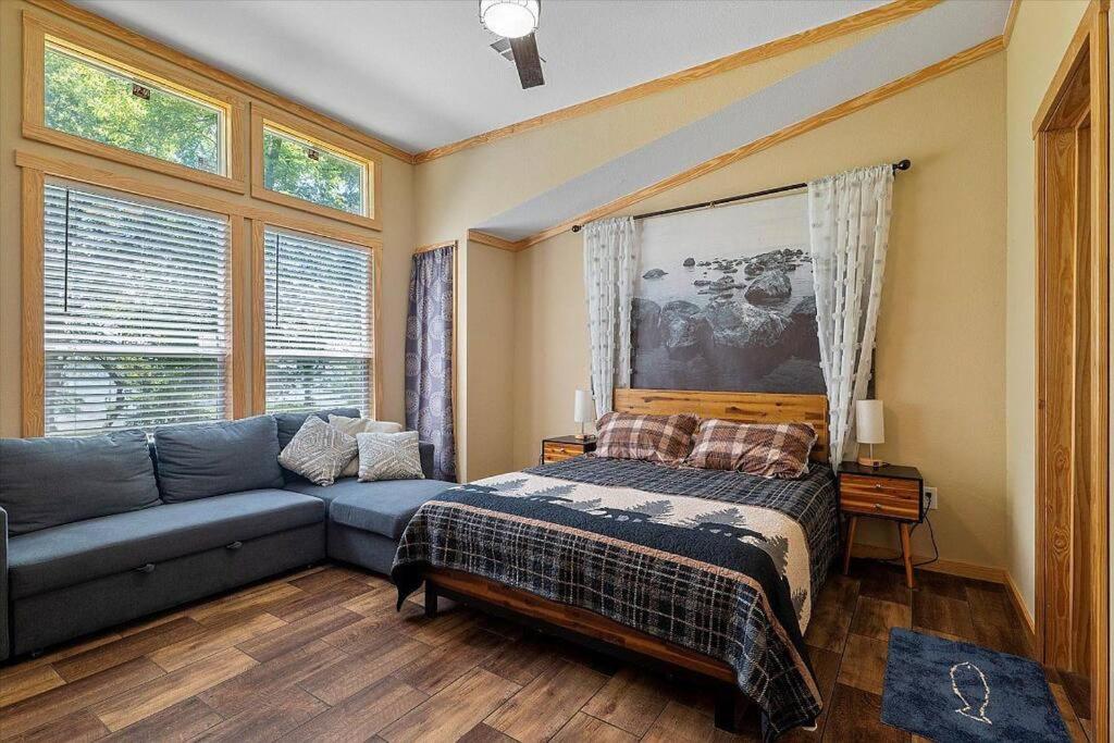 Cabin Hideout Lake Tawakoni, Hawk Cove (aktualisierte Preise für 2024)