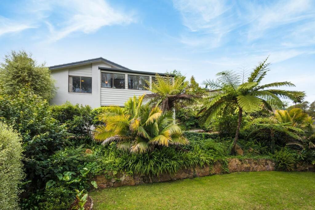 Kookaburra Beach House 3 bedroom home, Tura Beach (updated prices 2024)