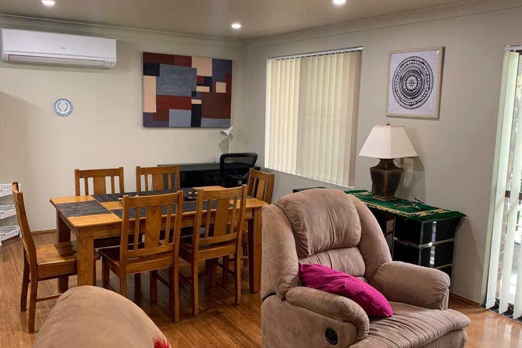 Chesnut Holiday Rental, Armidale (updated prices 2024)