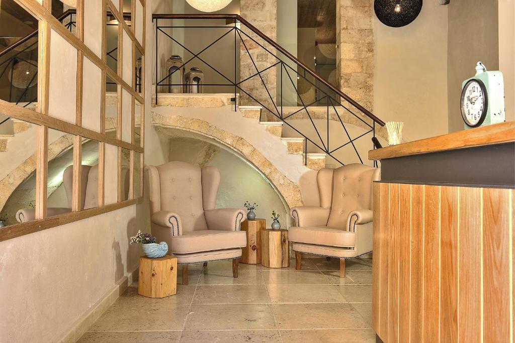 Posezení v ubytování Elia Zampeliou Hotel