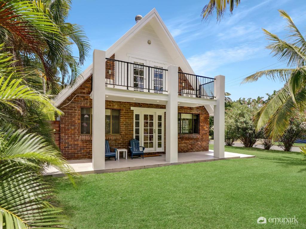 A FRAME ON FERGUSON!, Emu Park (updated prices 2024)