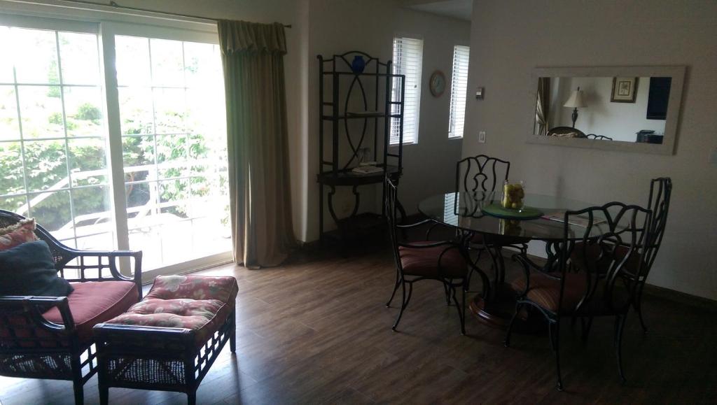 Montauk Manor - Two-Bedroom Apartment